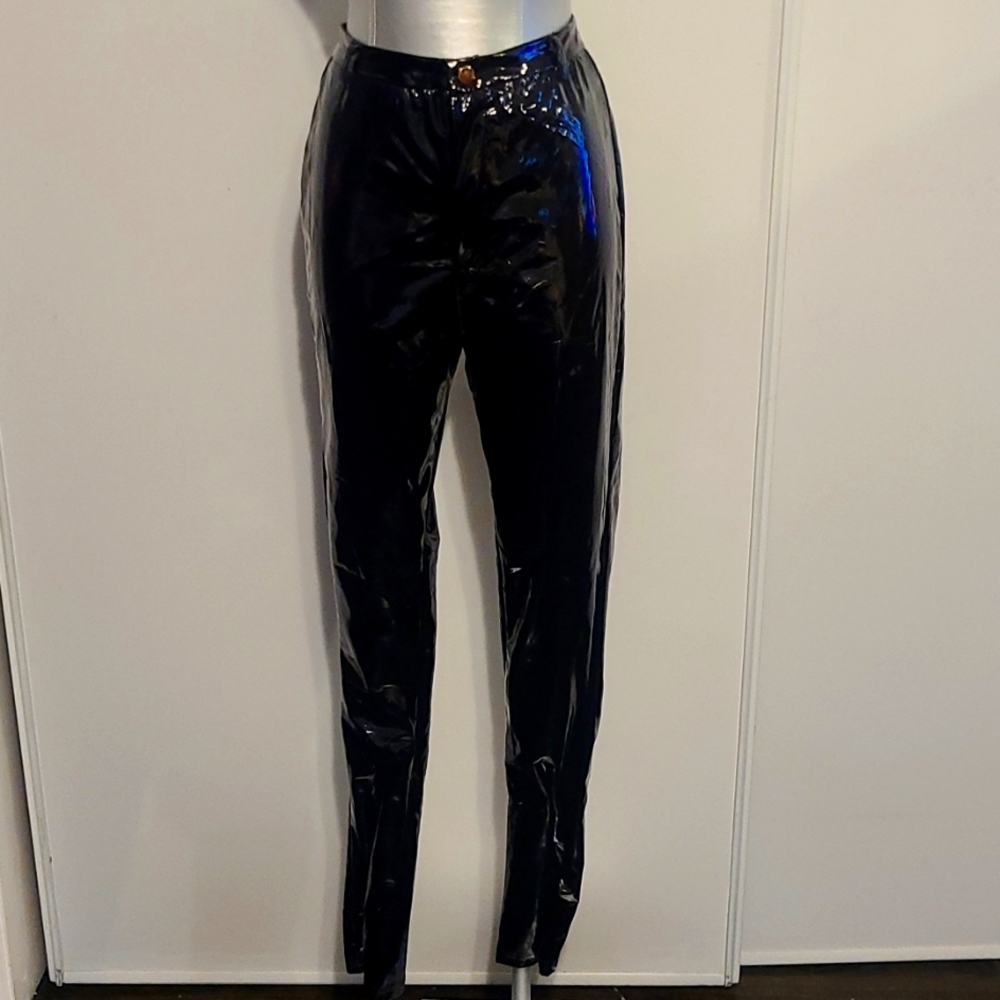 Daisy Los Angeles black high waisted spandex latex P.U look skinny pants.Large.